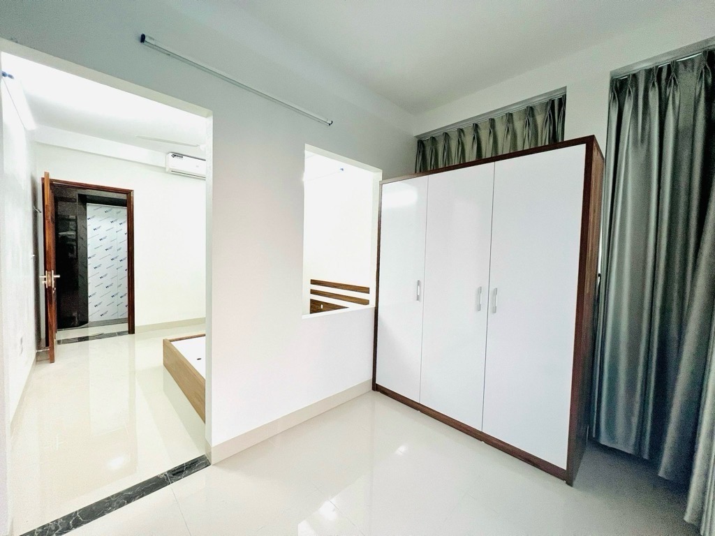 Bán nhà Vĩnh Tuy - diện tích 55m2 7 tầng - ô tô tránh - giá 21 tỷ