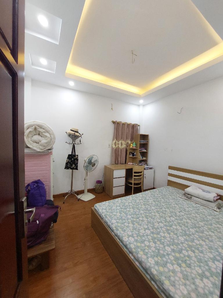 Bán nhà Trường Chinh - diện tích 34m2 4 tầng - Nhà đẹp ở ngay, tặng full nội thất - giá 9 tỷ