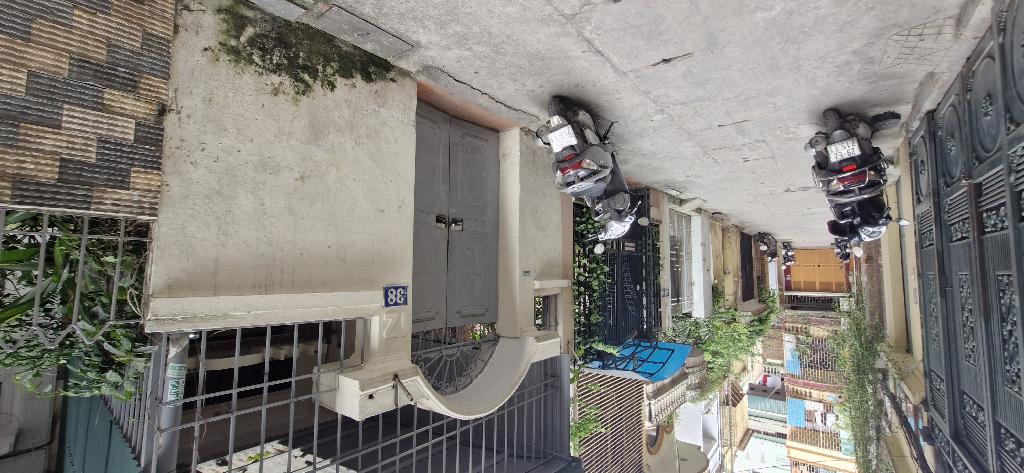 Bán nhà Pháo Đài Láng - diện tích 71.5m2 3 tầng - Nhà 2 Mặt Thoáng - giá 22,9 tỷ