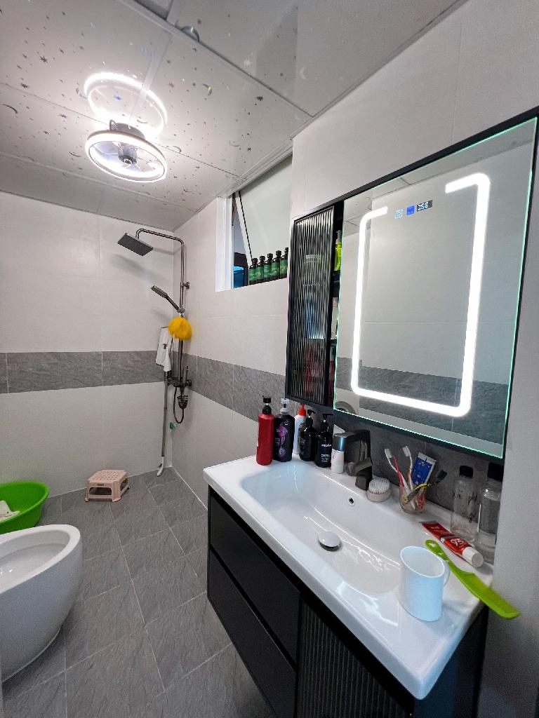 Bán nhà Lĩnh Nam - diện tích 92m2 1 tầng - Căn góc đẹp mới lung linh - giá 4,95 tỷ