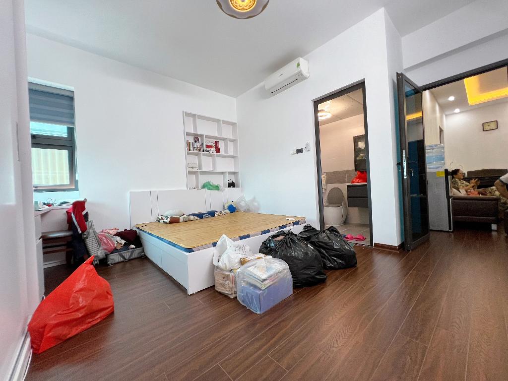 Bán nhà Lĩnh Nam - diện tích 92m2 1 tầng - Căn góc đẹp mới lung linh - giá 4,95 tỷ