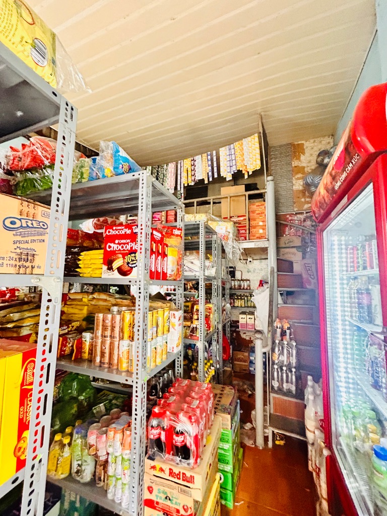 Bán nhà Lĩnh Nam - diện tích 30m2 2 tầng - Ô TÔ QUA NHÀ - giá 3,2 tỷ