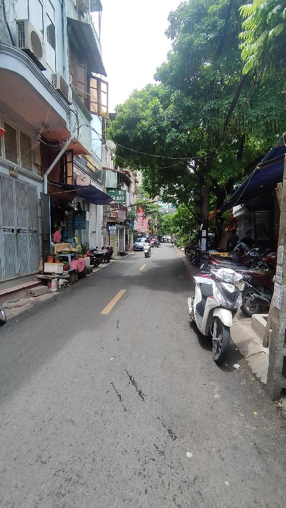 Bán nhà Nguyễn Chính - diện tích 15,2m2 5 tầng - Mặt phố kinh doanh - giá 7 tỷ