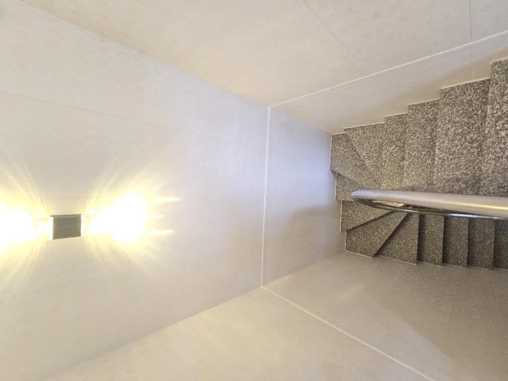 Bán nhà Chùa Bộc - diện tích 15m2 6 tầng - Ô tô sát nhà - giá 7 tỷ