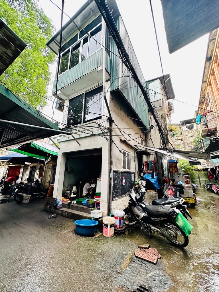 Bán nhà Hồ Đắc Di - diện tích 13m2 2 tầng - Ô TÔ ĐỖ CỬA - giá 2,28 tỷ