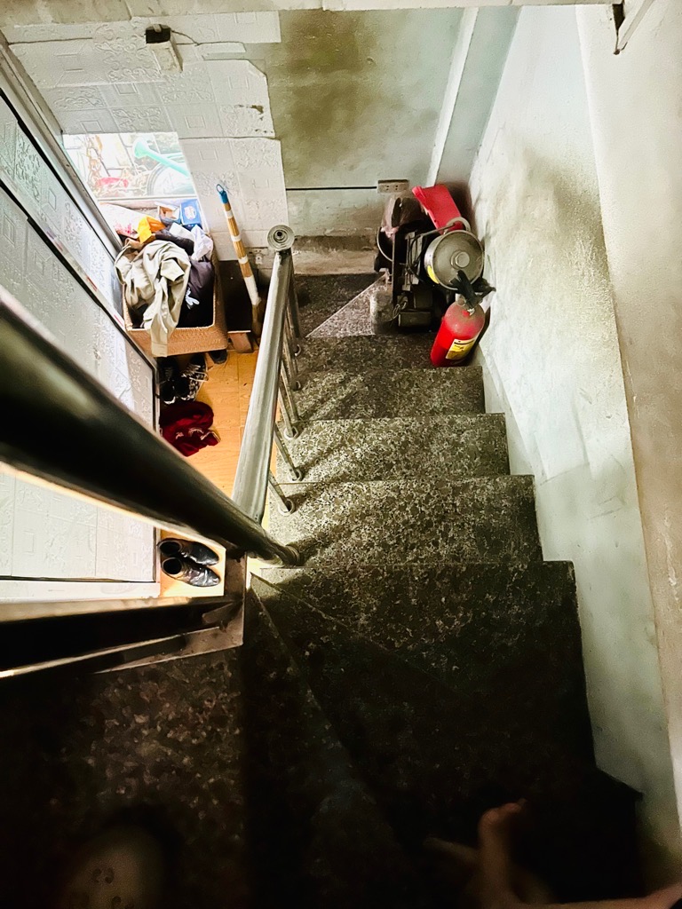 Bán nhà Hồ Đắc Di - diện tích 13m2 2 tầng - Ô TÔ ĐỖ CỬA - giá 2,28 tỷ