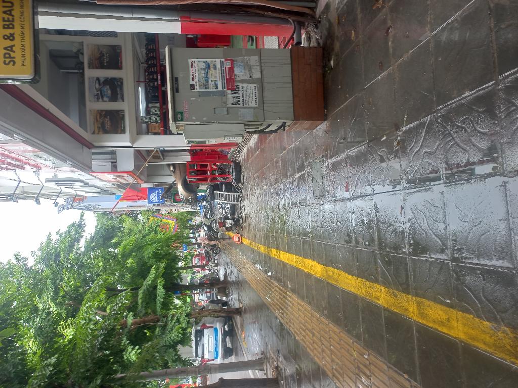 Bán nhà Minh Khai - diện tích 106m2 3 tầng - Nhà mặt phố kinh doanh tốt - giá 22 tỷ