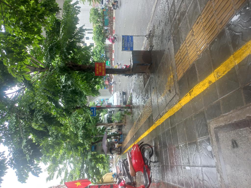 Bán nhà Minh Khai - diện tích 106m2 3 tầng - Nhà mặt phố kinh doanh tốt - giá 22 tỷ