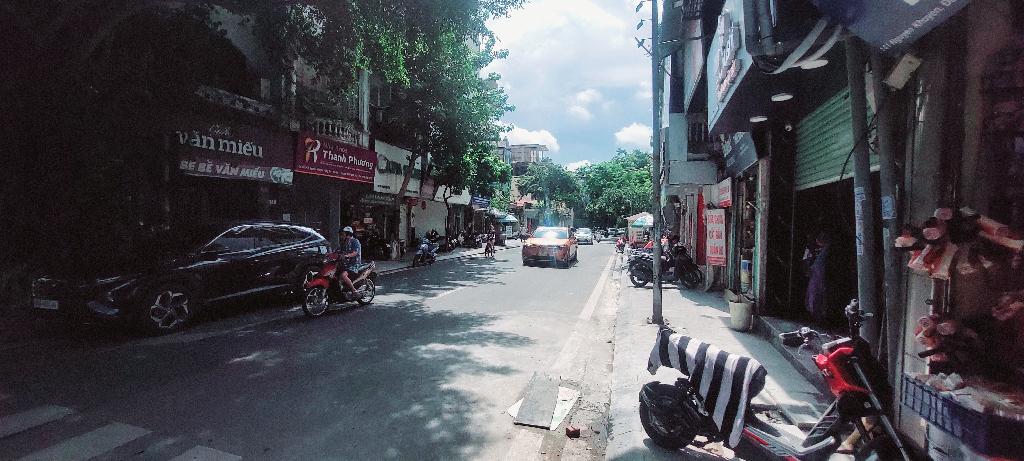 Bán nhà Nguyễn Khuyến - diện tích 48.7m2 2 tầng - Mặt phố cổ, kinh doanh sầm uất - giá 21 tỷ