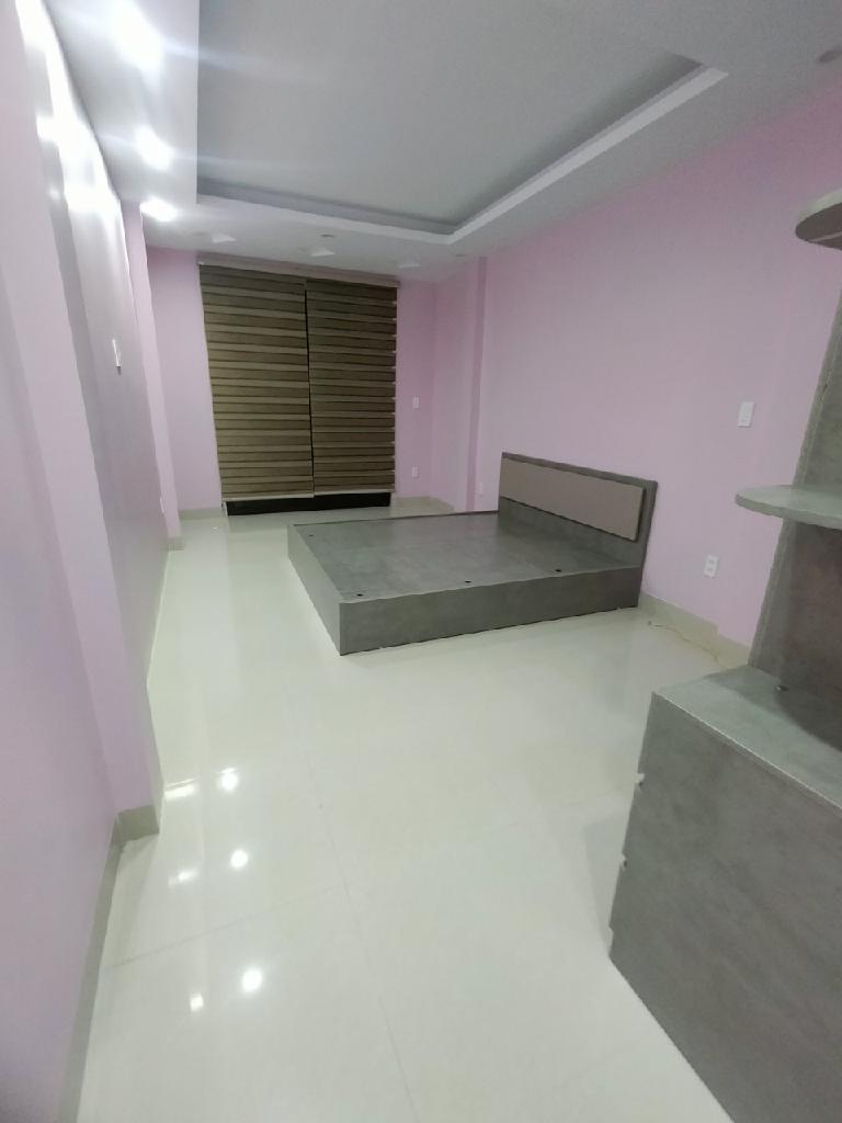 Bán nhà Quốc Tử Giám - diện tích 33m2 6 tầng - Mặt phố vỉa hè đá bóng, kinh doanh đỉnh - giá 22,5 tỷ