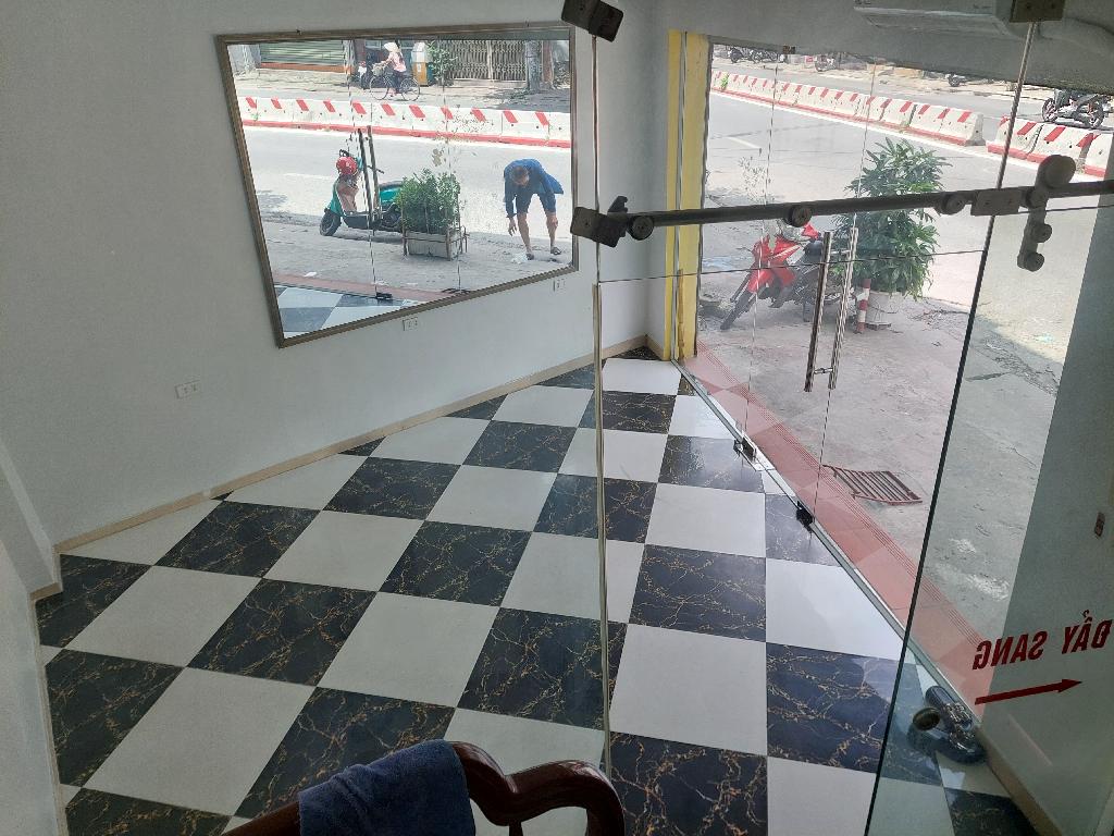 Bán nhà Minh Khai - diện tích 22m2 3 tầng - Mặt phố kinh doanh đỉnh - giá 6,5 tỷ