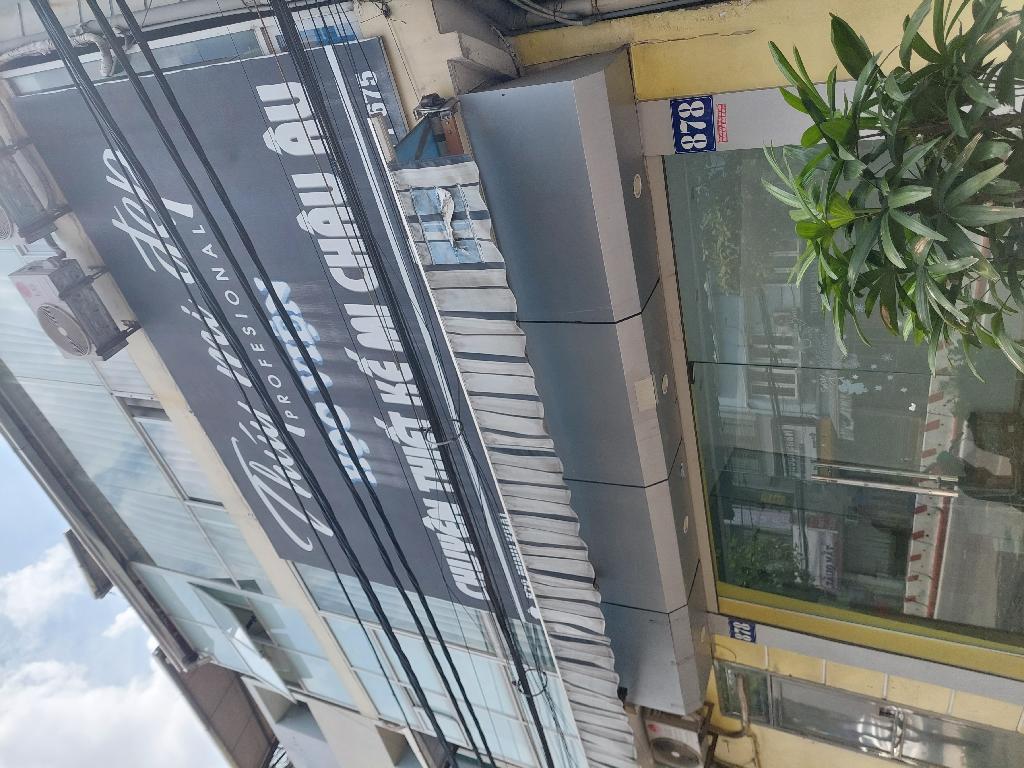 Bán nhà Minh Khai - diện tích 22m2 3 tầng - Mặt phố kinh doanh đỉnh - giá 6,5 tỷ