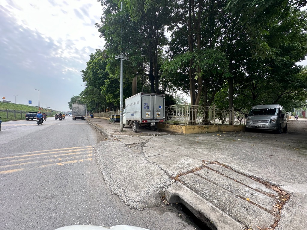 Bán nhà Hưng Phúc - diện tích 63m2 1 tầng - ô tô vào nhà - giá 0 tỷ