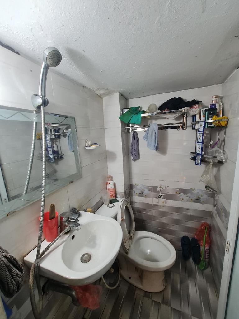 Bán nhà Giải Phóng - diện tích 33m2 3 tầng - Mặt phố kinh doanh sầm uất - giá 14 tỷ