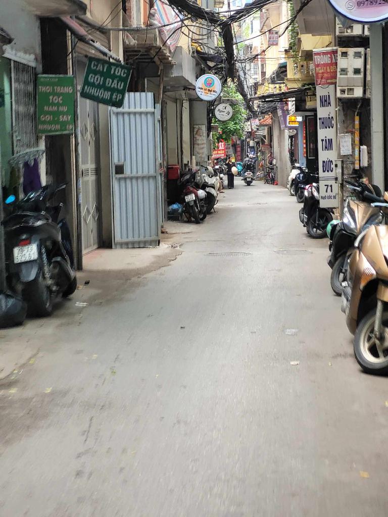 Bán nhà Ngõ Gốc Đề - diện tích 39,7m2 5 tầng - Nhà hoàn thiện long lanh, nội thất cao cấp - giá 13,5 tỷ