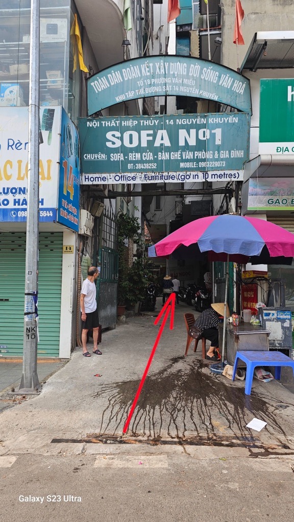 Bán nhà Nguyễn Khuyến - diện tích 29,3m2 1 tầng - Khu tập thể Tầng 1 đường sắt - giá 5,7 tỷ