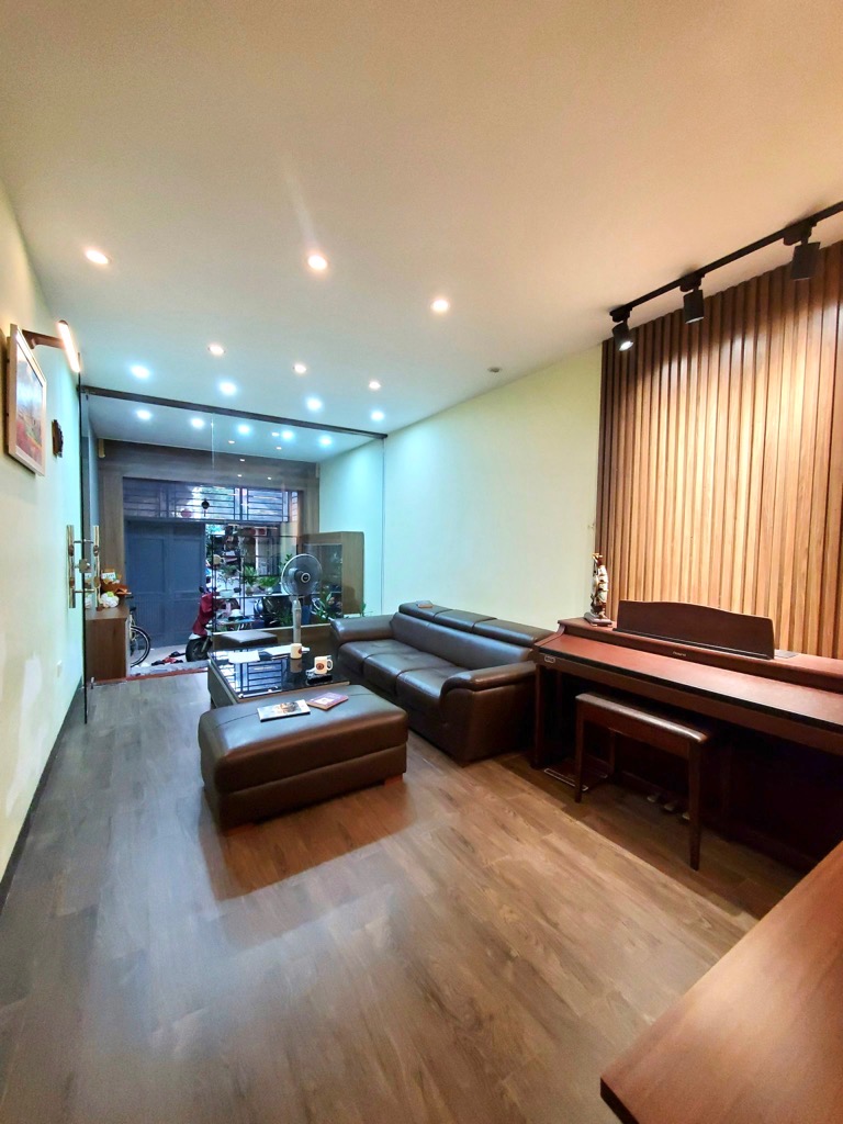 Bán nhà Hồ Đắc Di - diện tích 57.1m2 3 tầng - Ô TÔ ĐỖ CỬA - giá 14,5 tỷ