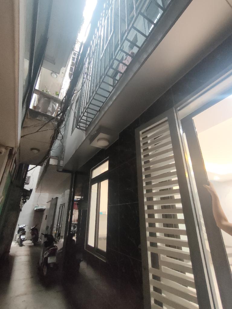 Bán nhà Khương Trung - diện tích 30.5m2 2 tầng - nhà đẹp hiếm có - giá 3,2 tỷ