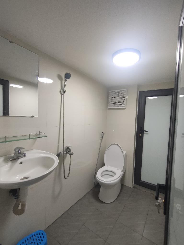 Bán nhà Khương Trung - diện tích 30.5m2 2 tầng - nhà đẹp hiếm có - giá 3,2 tỷ