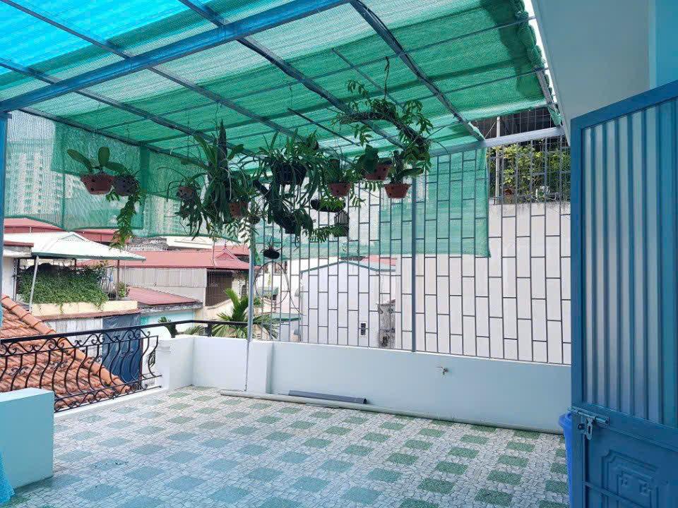 Bán nhà Định Công - diện tích 65m2 5 tầng - ô tô đỗ cửa - giá 11,8 tỷ