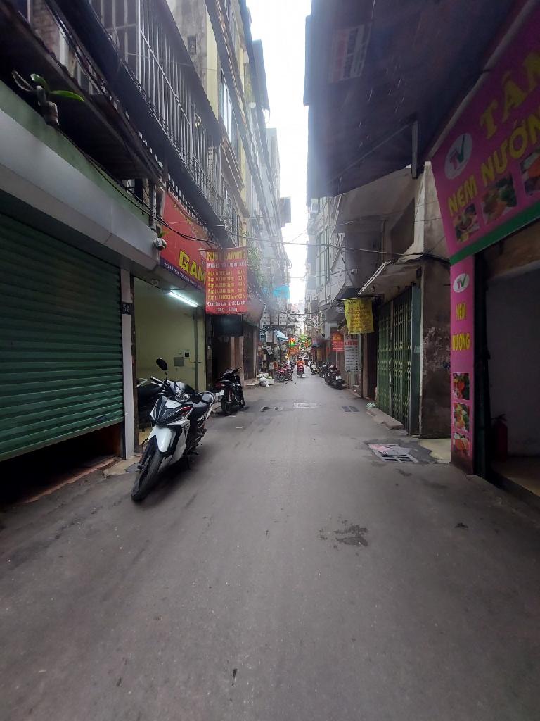 Bán nhà Giải Phóng - diện tích 82.5m2 6 tầng - Ô tô đỗ cửa - giá 19,9 tỷ