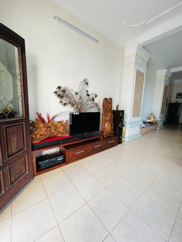 Alternative view of Bán nhà trong ngõ Ngô Gia Tự 287m2 x 3 tầng - Giá 21 tỷ - Biệt thự sân vườn, Lô góc, 2 ngõ, Diện tích rộng