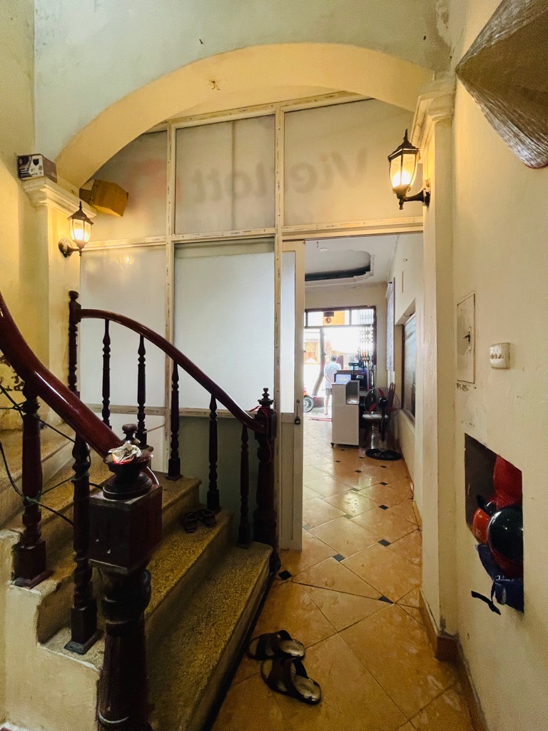 Bán nhà Giáp Nhị - diện tích 75m2 4 tầng - ô tô tránh - giá 12,8 tỷ