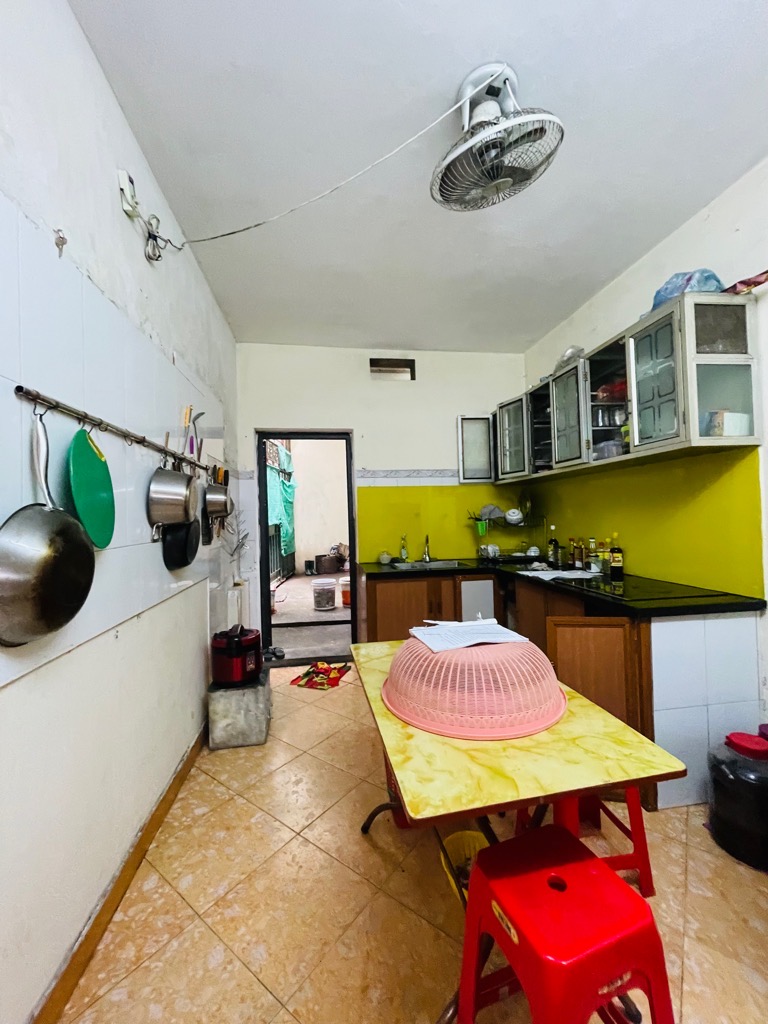 Bán nhà Giáp Nhị - diện tích 75m2 4 tầng - ô tô tránh - giá 12,8 tỷ