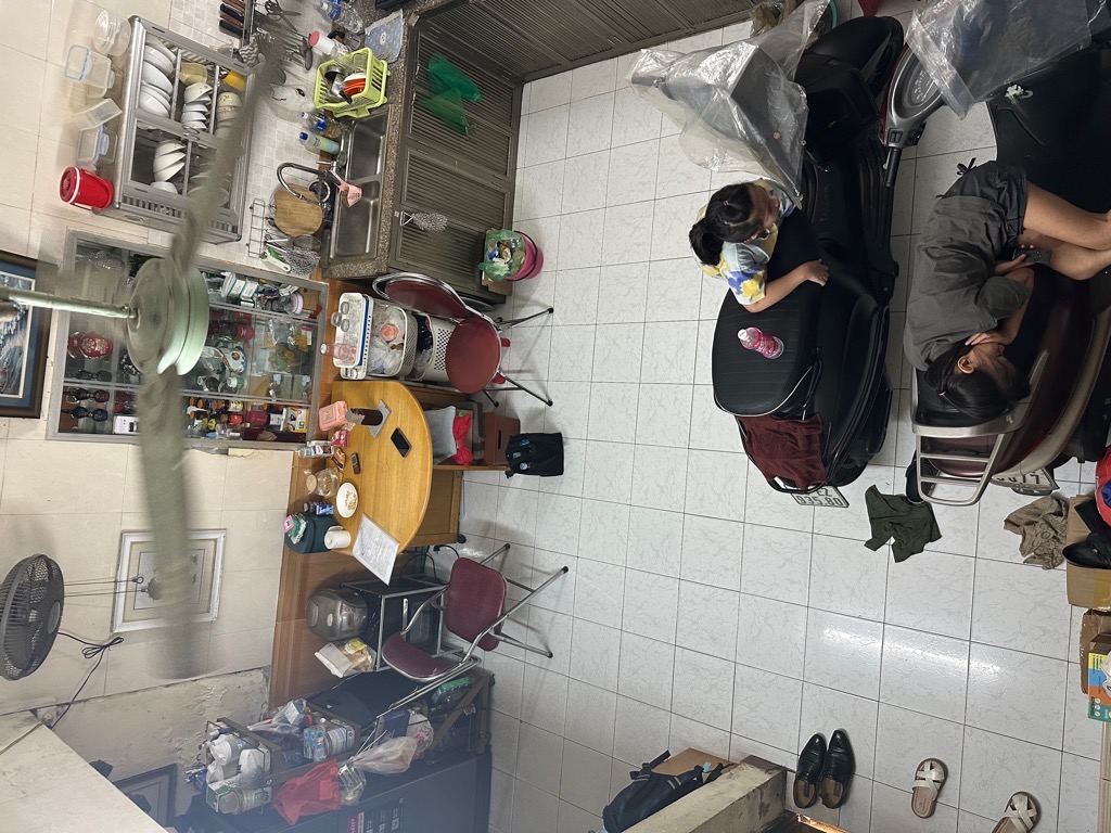 Bán nhà Trần Quý Cáp - diện tích 19m2 3 tầng - mặt phố kinh doanh sầm uất - giá 4,6 tỷ