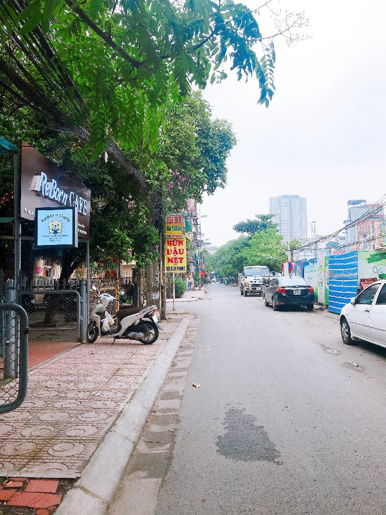 Bán nhà Giải Phóng - diện tích 90m2 2 tầng - Ô tô tránh - giá 7,3 tỷ