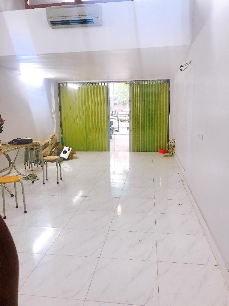 Bán nhà Giải Phóng - diện tích 90m2 2 tầng - Ô tô tránh - giá 7,3 tỷ