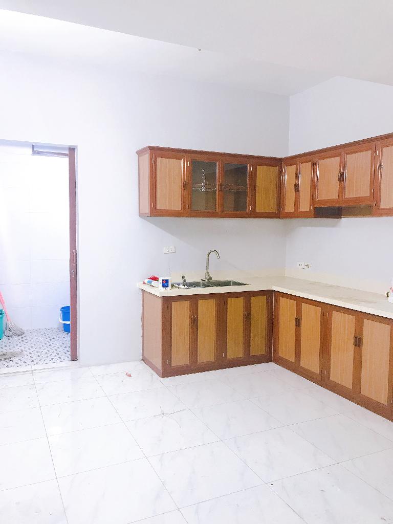 Bán nhà Giải Phóng - diện tích 90m2 2 tầng - Ô tô tránh - giá 7,3 tỷ
