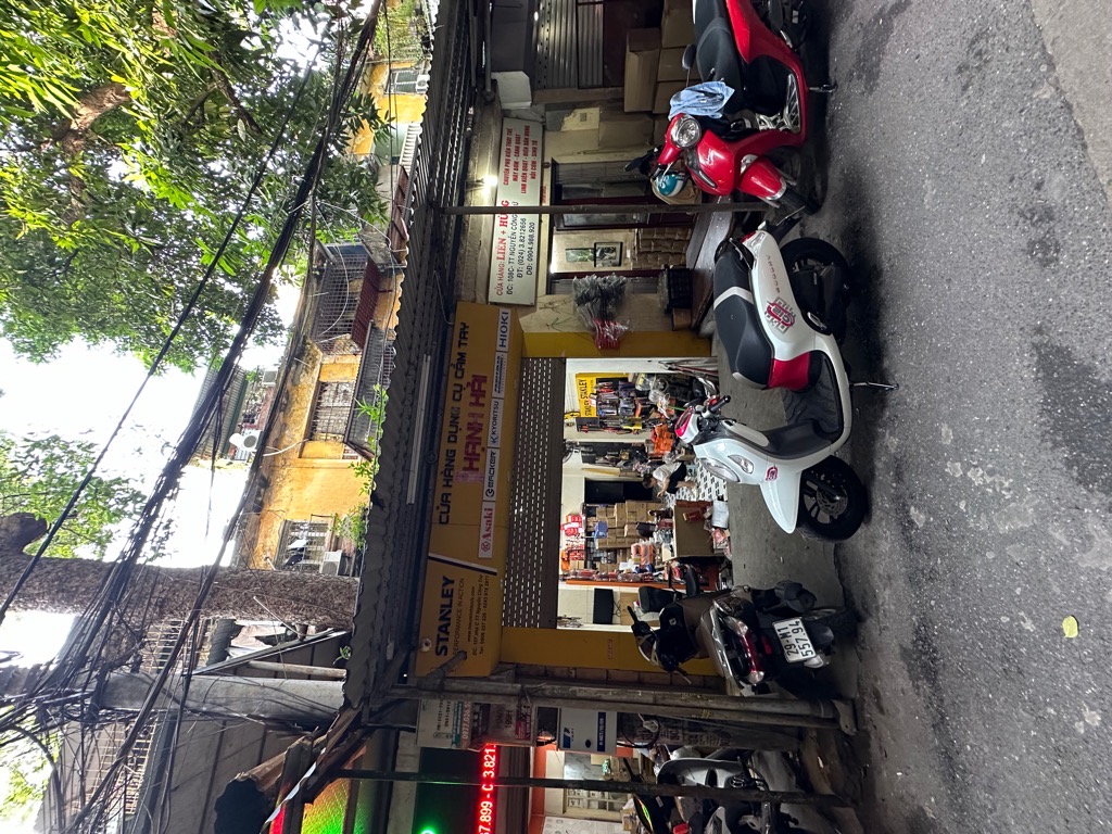 Bán nhà Nguyễn Công Trứ - diện tích 75m2 1 tầng - ô tô đỗ cửa - giá 6 tỷ