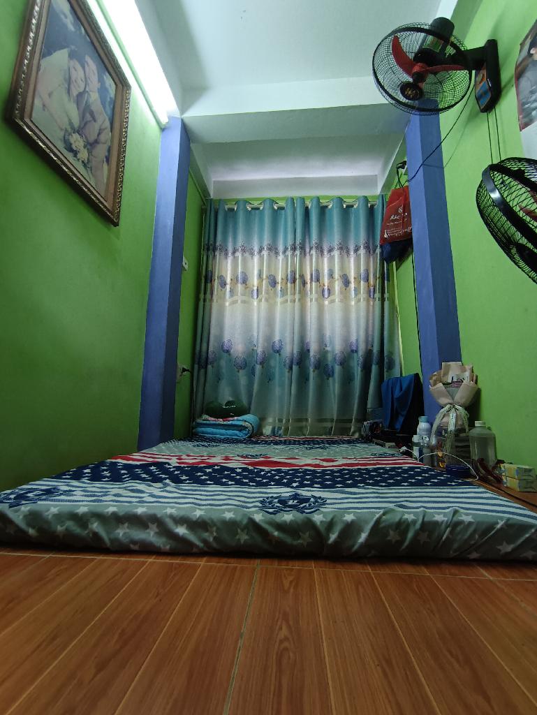 Bán nhà Đặng Trần Côn - diện tích 4m2 4 tầng - Nhà cách phố 10m - giá 1,4 tỷ