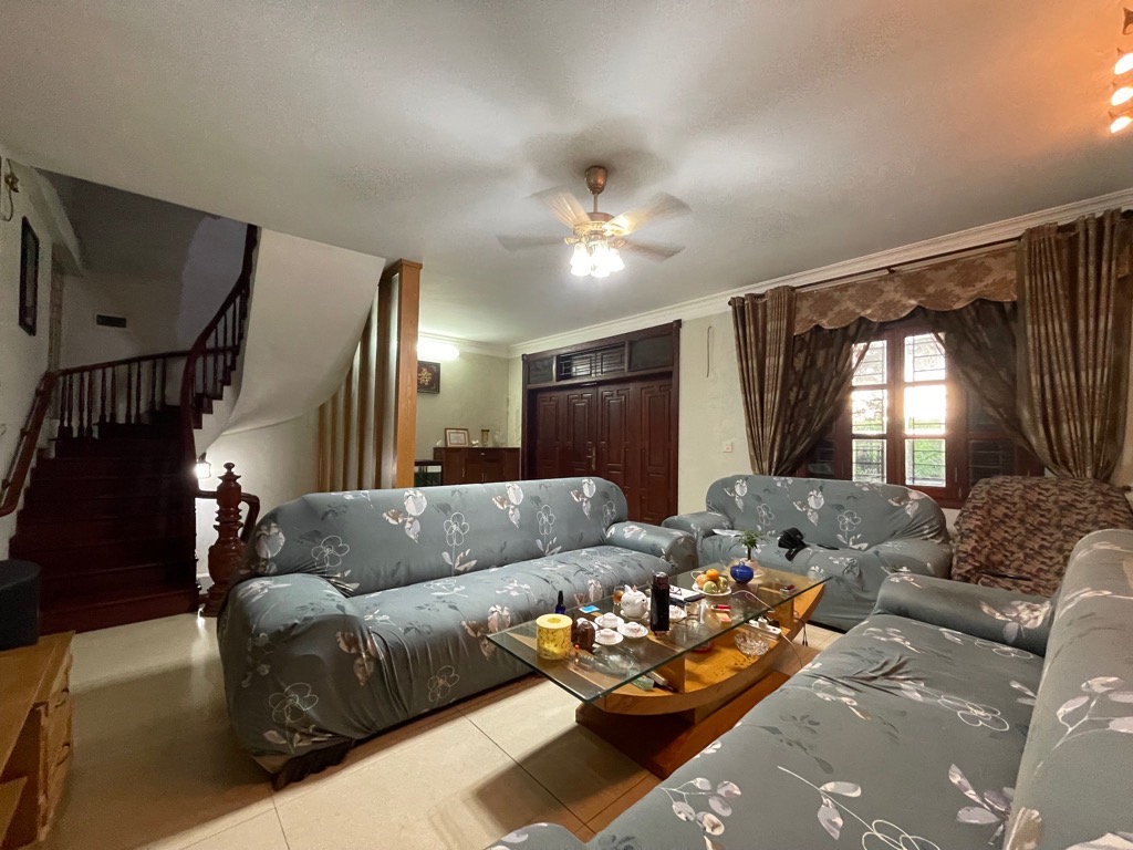 Bán nhà Trần Phú - diện tích 96m2 5 tầng - Biệt thự sân vườn - giá 17 tỷ