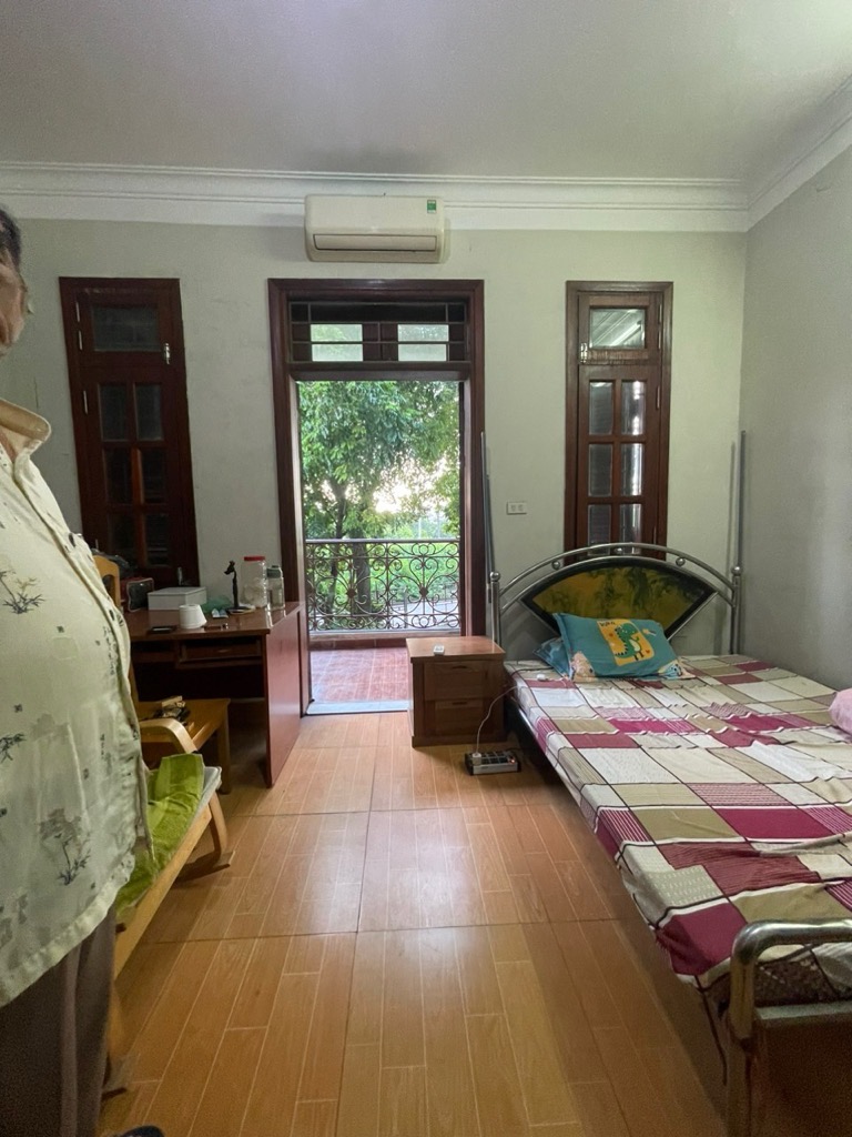 Bán nhà Trần Phú - diện tích 96m2 5 tầng - Biệt thự sân vườn - giá 17 tỷ