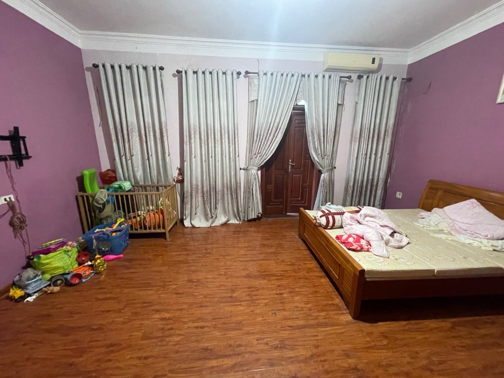 Bán nhà Trần Phú - diện tích 96m2 5 tầng - Biệt thự sân vườn - giá 17 tỷ