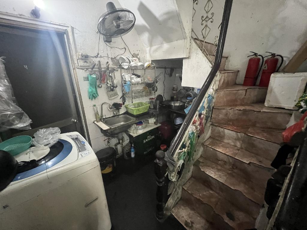 Bán nhà Giải Phóng - diện tích 38m2 4 tầng - Mặt phố - giá 18 tỷ