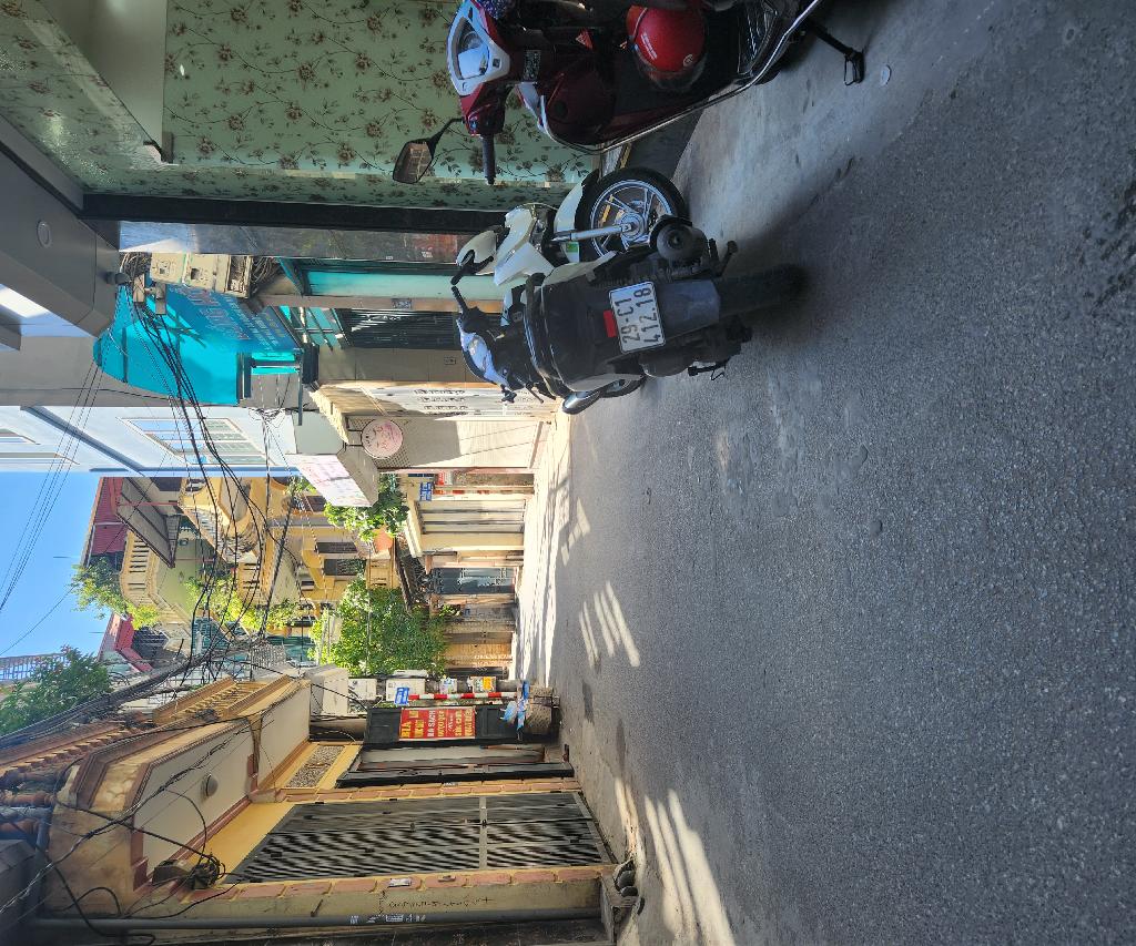 Bán nhà Khương Trung - diện tích 91.1m2 5 tầng - Ô tô tránh vào nhà - giá 20,5 tỷ