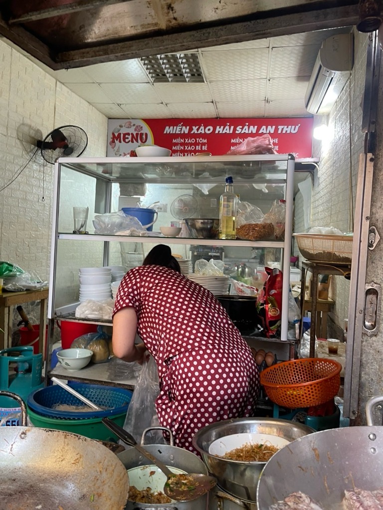 Bán nhà Phạm Ngọc Thạch - diện tích 24m2 1 tầng - ô tô thông - giá 1,45 tỷ