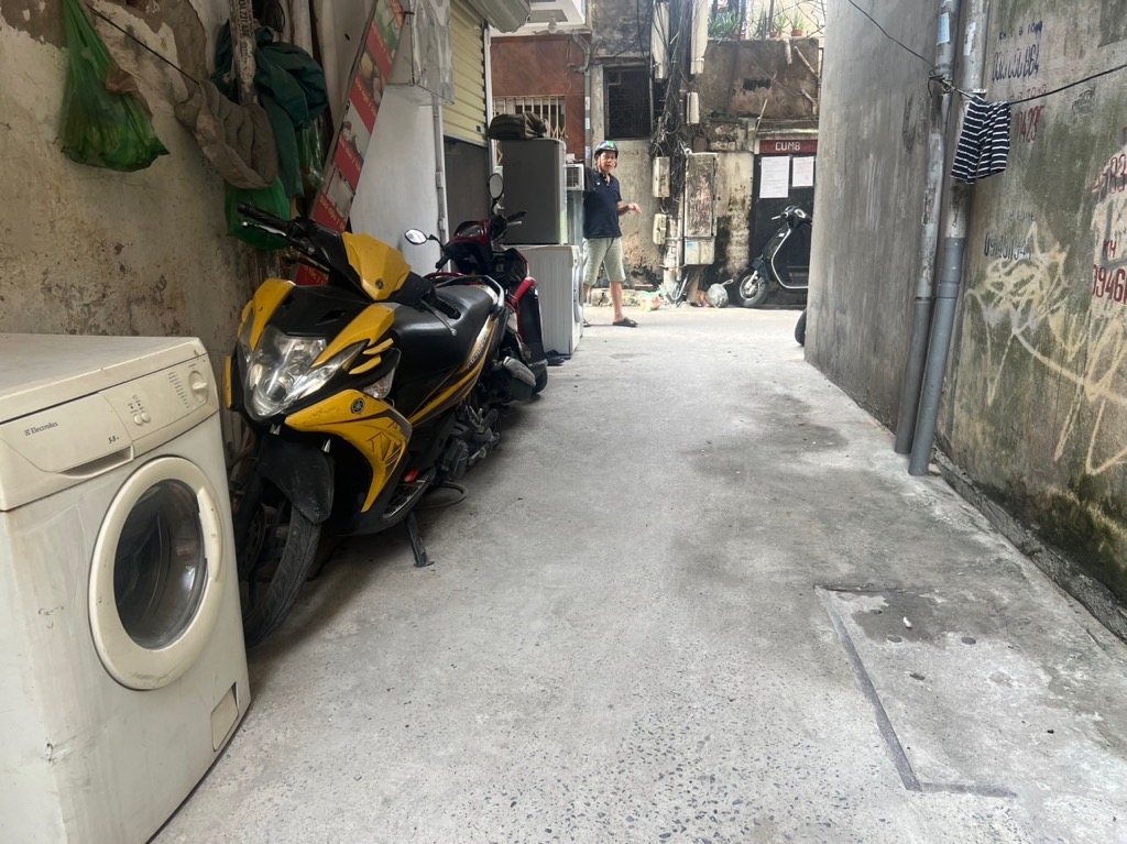 Bán nhà Khương Thượng - diện tích 50m2 1 tầng - Căn hộ tập thể - giá 3,5 tỷ