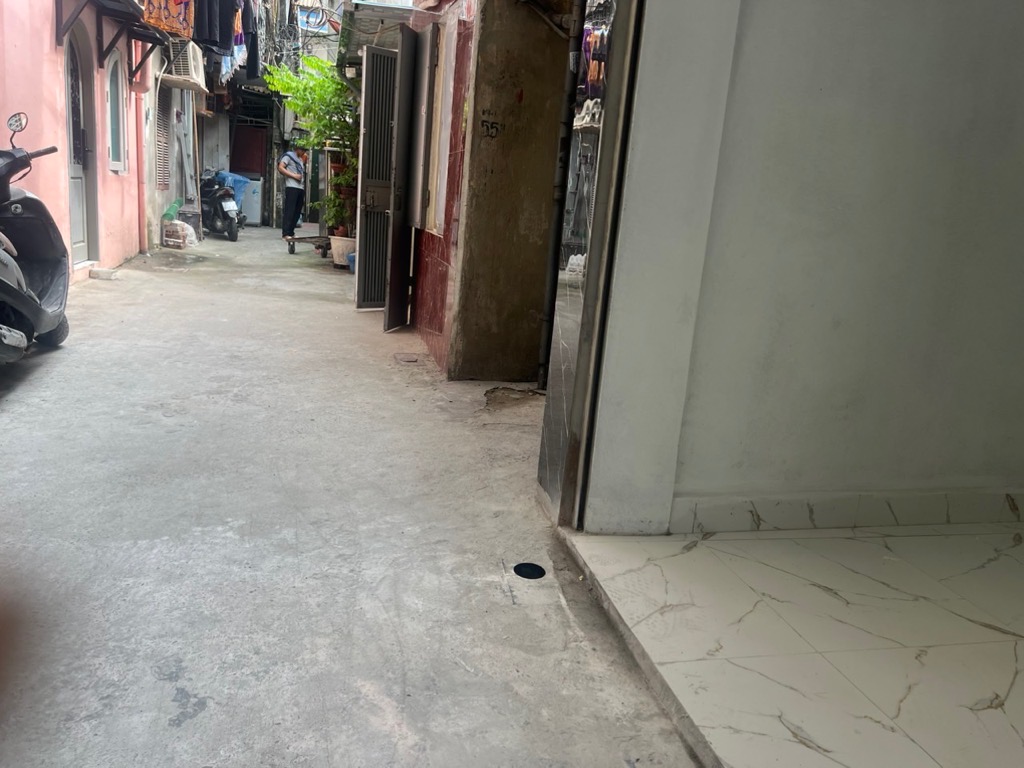 Bán nhà Khương Thượng - diện tích 50m2 1 tầng - Căn hộ tập thể - giá 3,5 tỷ