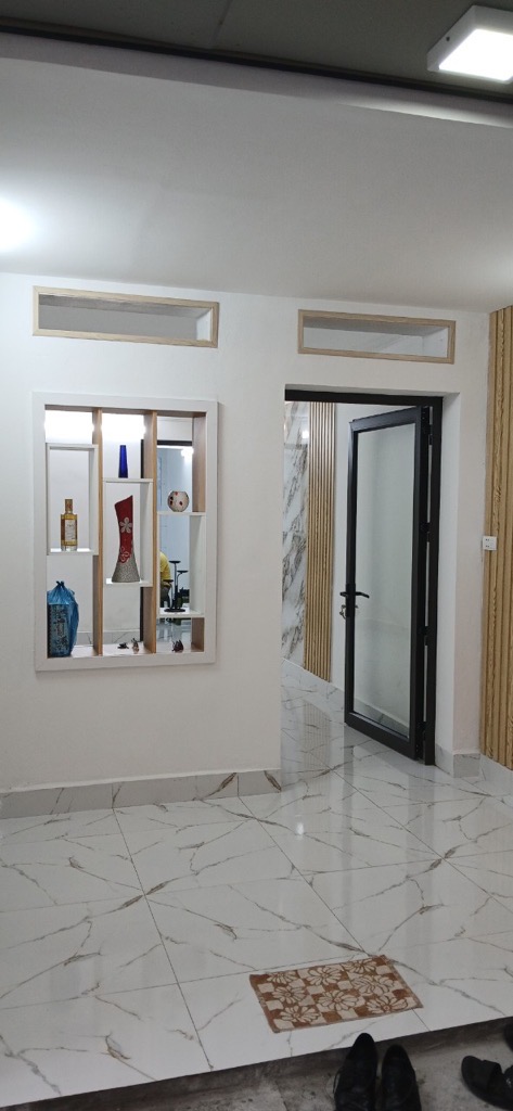 Bán nhà Khương Thượng - diện tích 50m2 1 tầng - Căn hộ tập thể - giá 3,5 tỷ