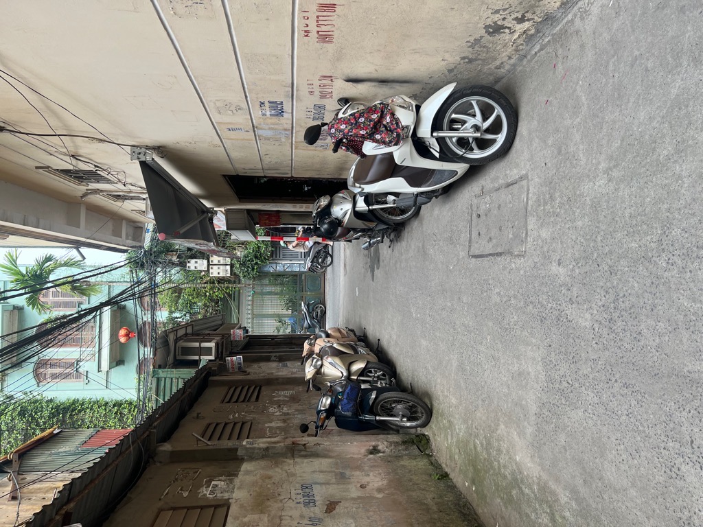 Bán nhà Khương Thượng - diện tích 50m2 1 tầng - Căn hộ tập thể - giá 3,5 tỷ