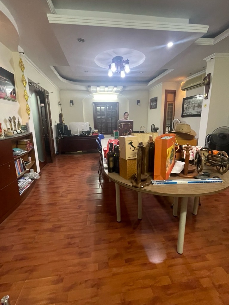 Bán nhà Tây Sơn - diện tích 70.3m2 5 tầng - 2 mặt ngõ, 3 thoáng - giá 17,5 tỷ