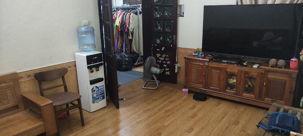 Bán nhà Chính Kinh - diện tích 49.6m2 4 tầng - Ô TÔ ĐỖ CỬA - giá 12,5 tỷ