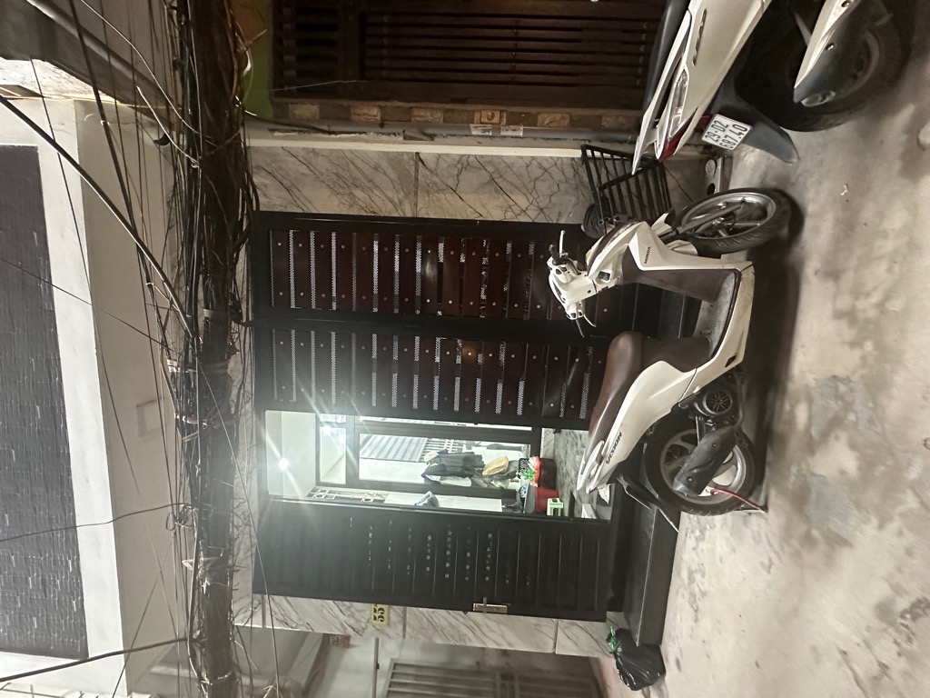 Bán nhà Định công Thượng - diện tích 46m2 4 tầng - Nhà đẹp hiếm có - giá 6 tỷ