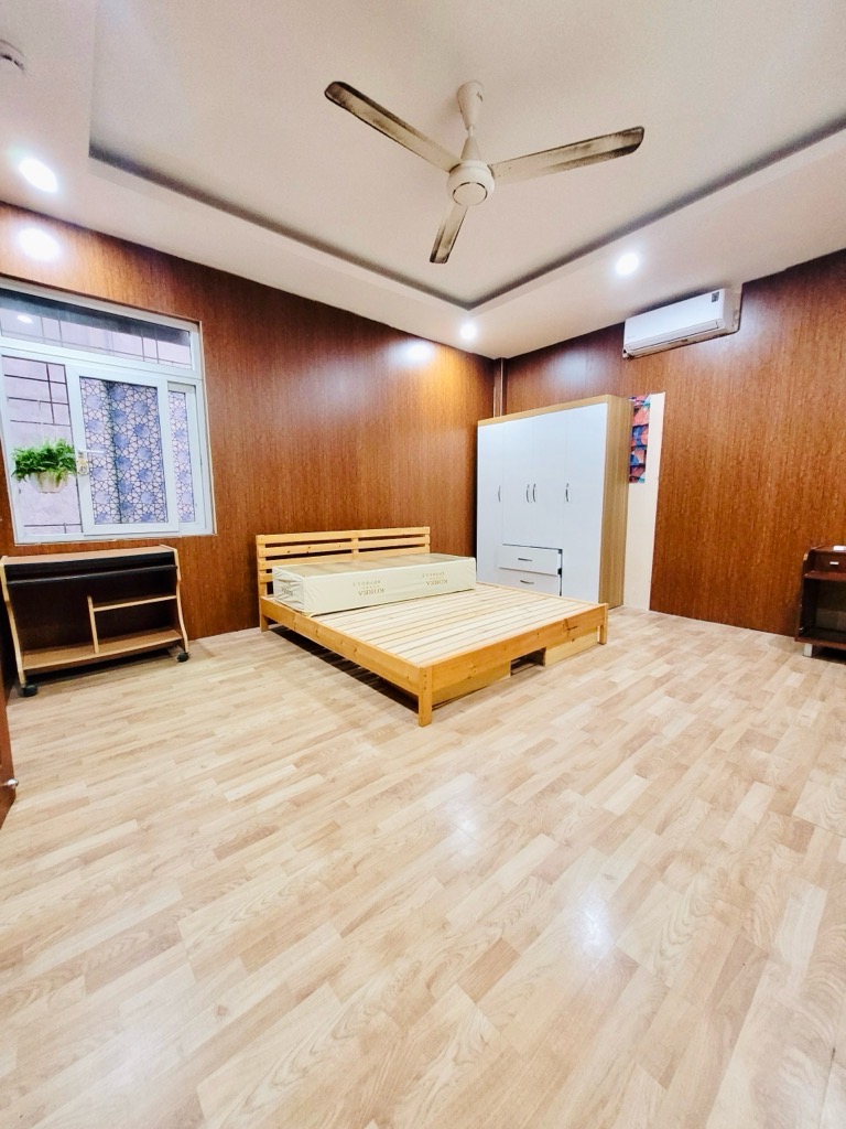 Bán nhà Chùa Liên Phái - diện tích 56m2 5 tầng - Nhà đẹp hiếm có - giá 10,5 tỷ