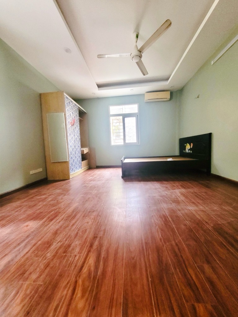 Bán nhà Chùa Liên Phái - diện tích 56m2 5 tầng - Nhà đẹp hiếm có - giá 10,5 tỷ