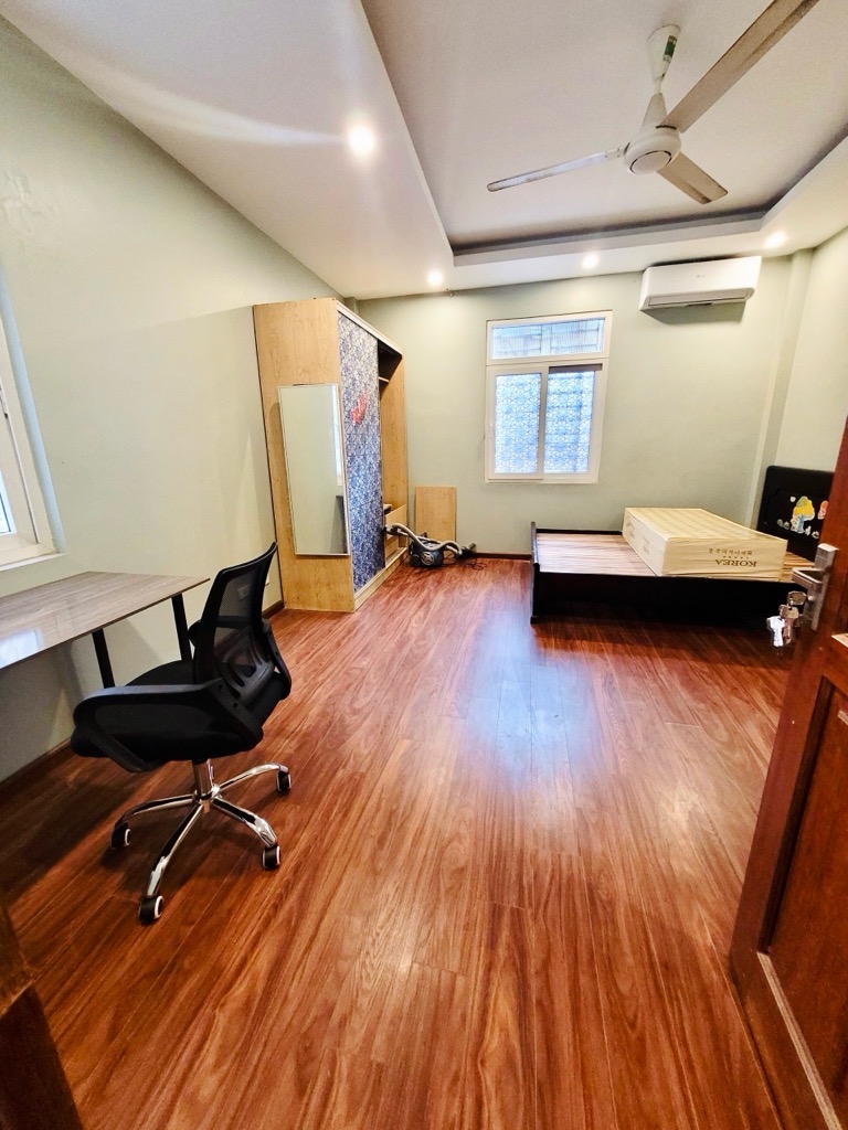 Bán nhà Chùa Liên Phái - diện tích 56m2 5 tầng - Nhà đẹp hiếm có - giá 10,5 tỷ